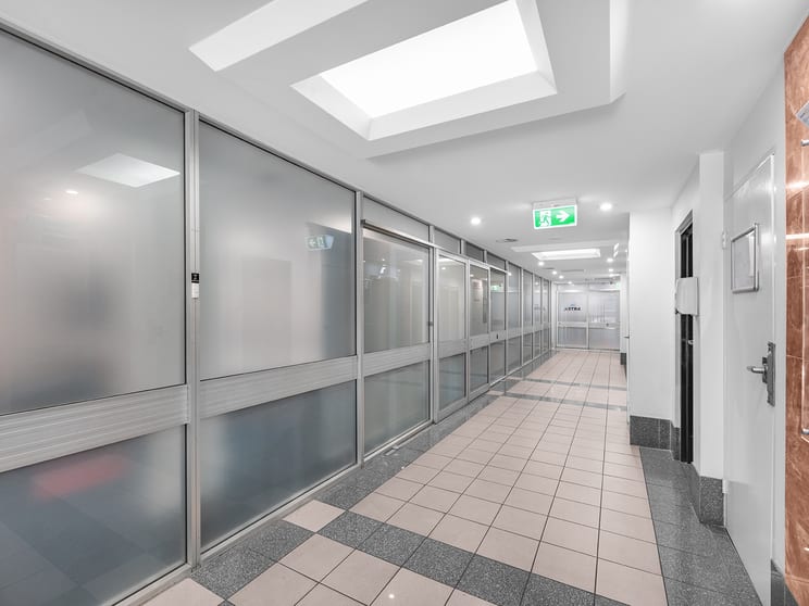 2/2 Benson Street Toowong QLD 4066 - Image 2