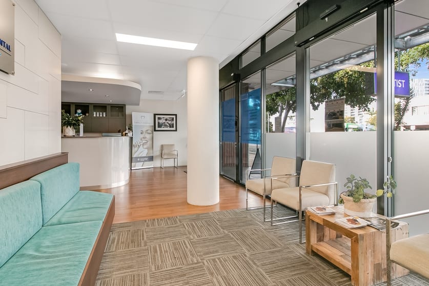 Click to view all images 91 Griffith Street Coolangatta QLD 4225 - Image 3
