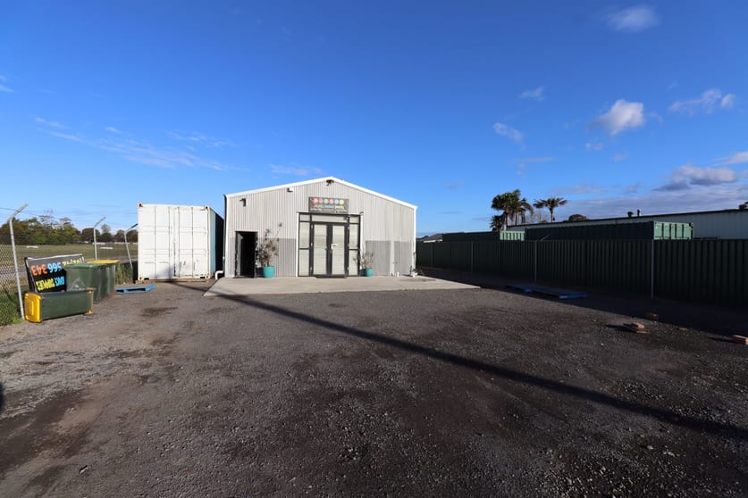 Click to view all images 3 Illawarra Highway Albion Park Rail NSW 2527 - Image 3