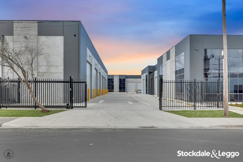Click to view all images 1/59 Chelmsford Street Williamstown North VIC 3016 - Image 2