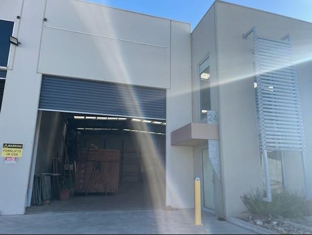 Click to view all images Unit 24/34-42 Aberdeen Road Altona VIC 3018 - Image 2