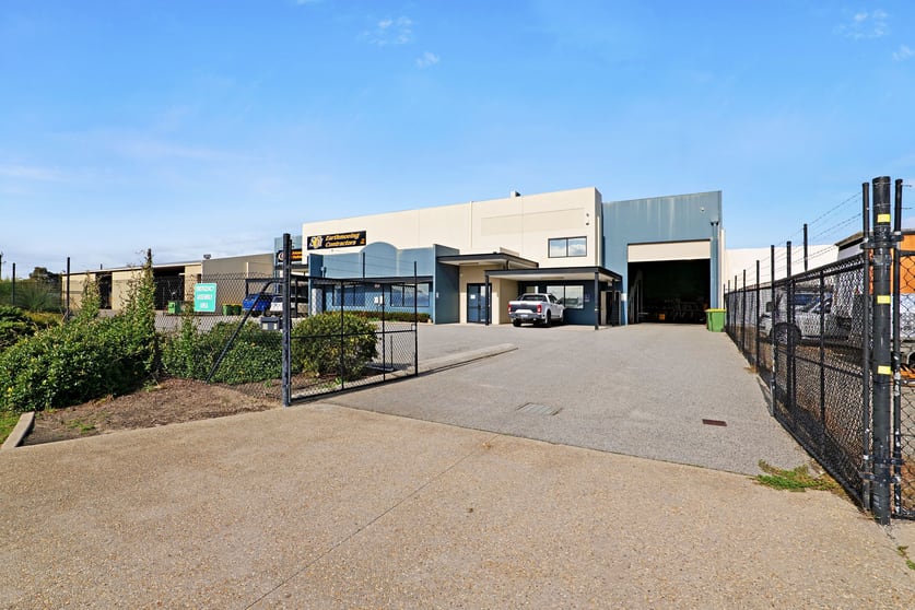 Click to view all images Unit 2/7 Eureka Street High Wycombe WA 6057 - Image 3