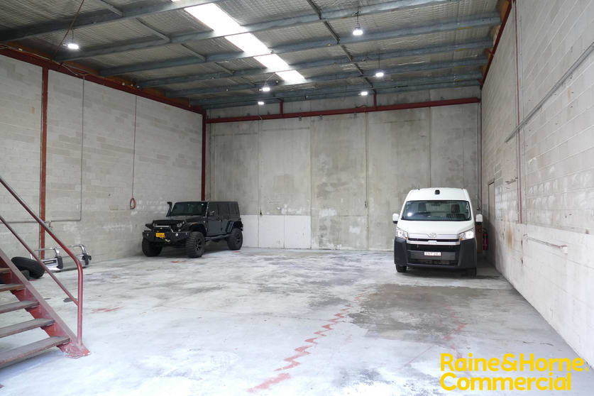 Click to view all images Ingleburn NSW 2565 - Image 2