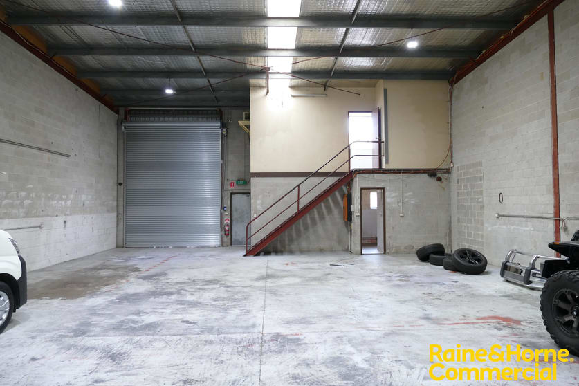 Click to view all images Ingleburn NSW 2565 - Image 3
