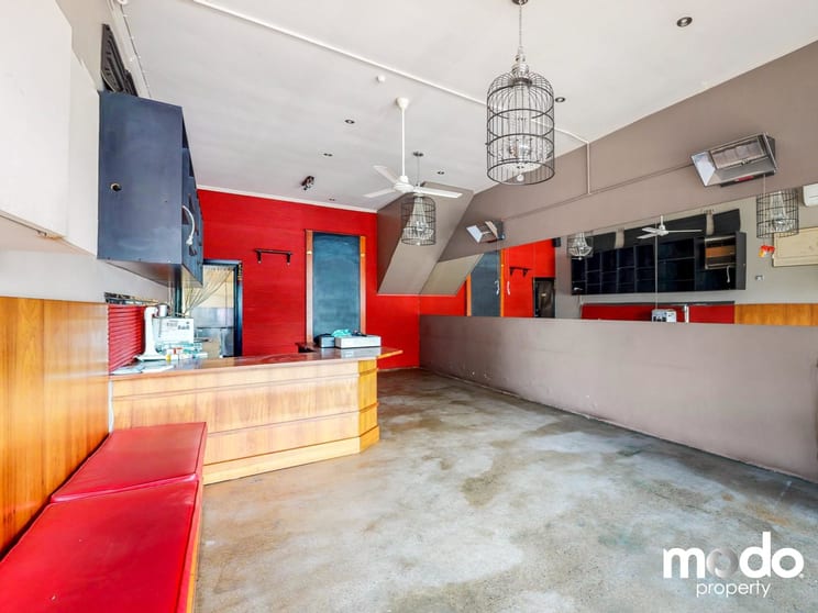 Click to view all images 264 Centre Road Bentleigh VIC 3204 - Image 2