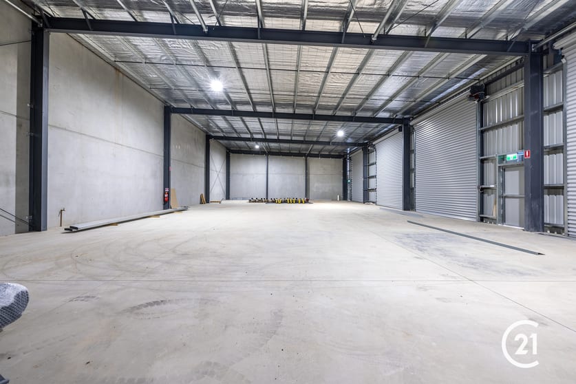 Click to view all images Sheds 2/3B Despatch Street Echuca VIC 3564 - Image 2