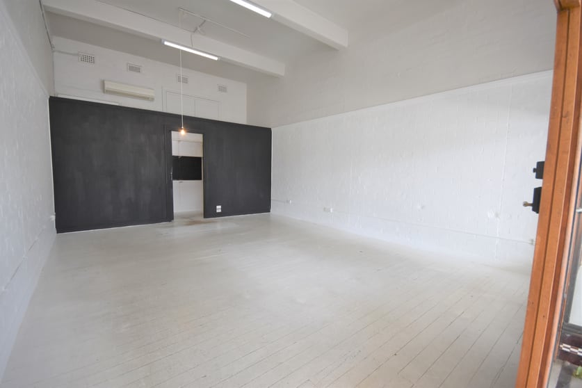 Click to view all images 493 Swift Street Albury NSW 2640 - Image 2