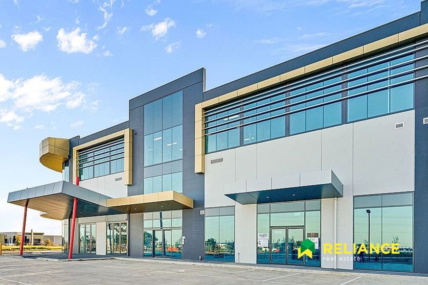 Click to view all images 209/2 Infinity Drive Truganina VIC 3029 - Image 1