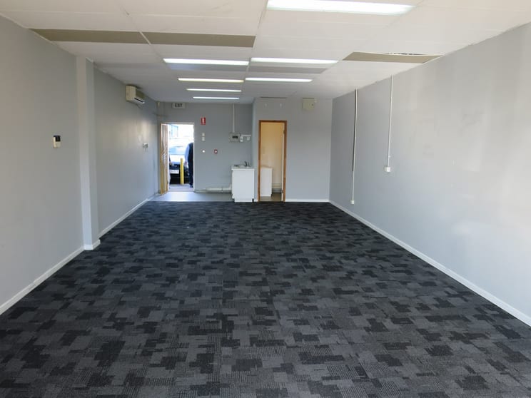 Click to view all images 1/390 Kingston Road Slacks Creek QLD 4127 - Image 3