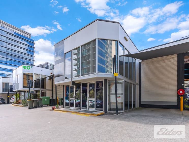 Click to view all images 23 Stratton Street Newstead QLD 4006 - Image 1