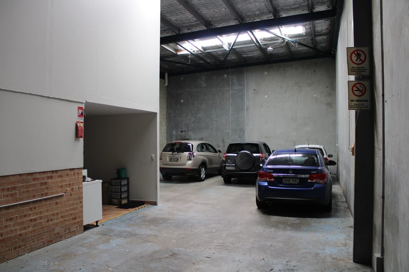Click to view all images 2/41 - 43 Parraweena Rd Caringbah NSW 2229 - Image 2