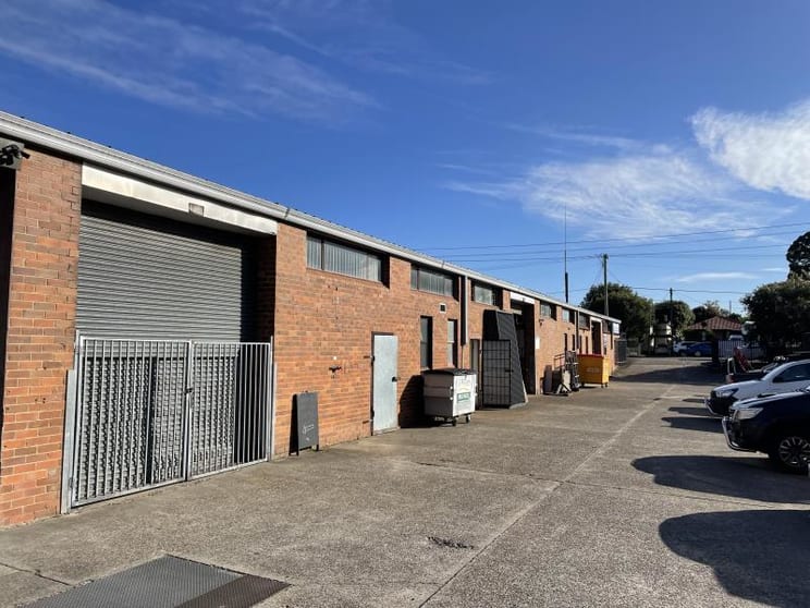 Click to view all images Unit 2A/153-155 Orchardleigh Street Old Guildford NSW 2161 - Image 2