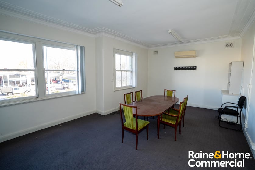 Click to view all images Level 1/47-49 Gurwood Street Wagga Wagga NSW 2650 - Image 3