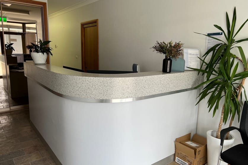 Click to view all images 1a/6 Bellambi Lane Bellambi NSW 2518 - Image 3
