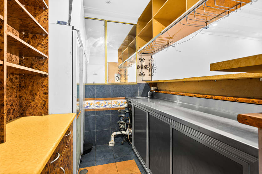 Click to view all images 2/50 Crown Street Wollongong NSW 2500 - Image 3