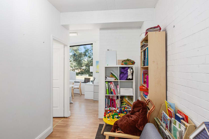 Click to view all images Shop 1/66 Springwood Avenue Springwood NSW 2777 - Image 3