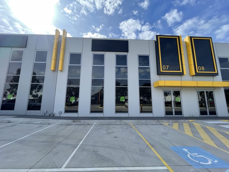 Click to view all images 6/220-238 Maidstone Street Altona VIC 3018 - Image 2