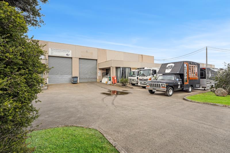 Click to view all images 2/18-20 Rhur Street Dandenong South VIC 3175 - Image 1