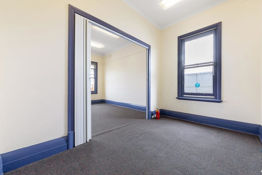 Click to view all images 2 / 107 Union Road Surrey Hills VIC 3127 - Image 3