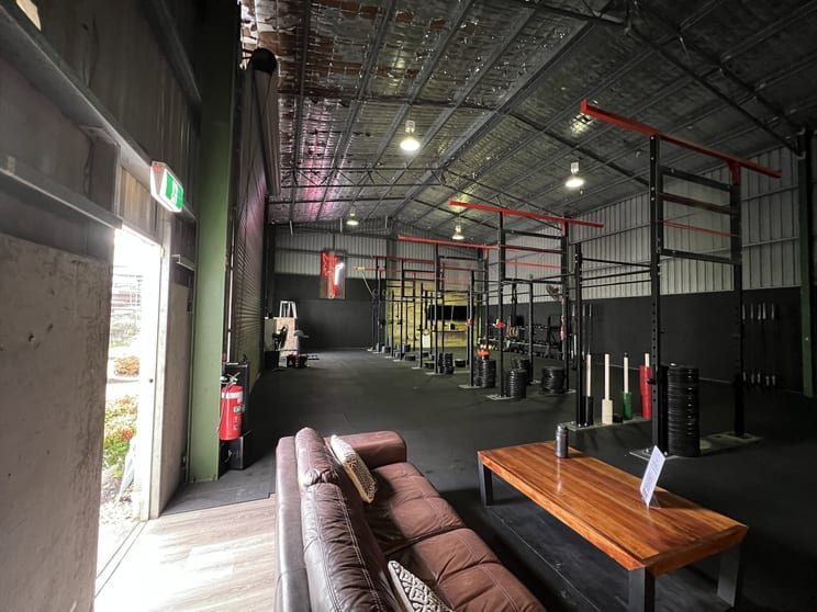 Click to view all images 2/13 Rosegum Road Warabrook NSW 2304 - Image 3