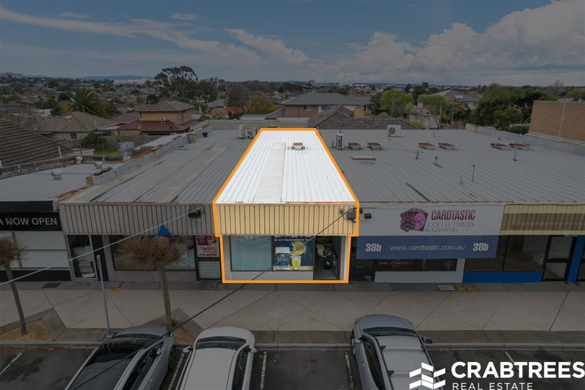 Click to view all images 38A Scotsburn Avenue Clayton VIC 3168 - Image 3