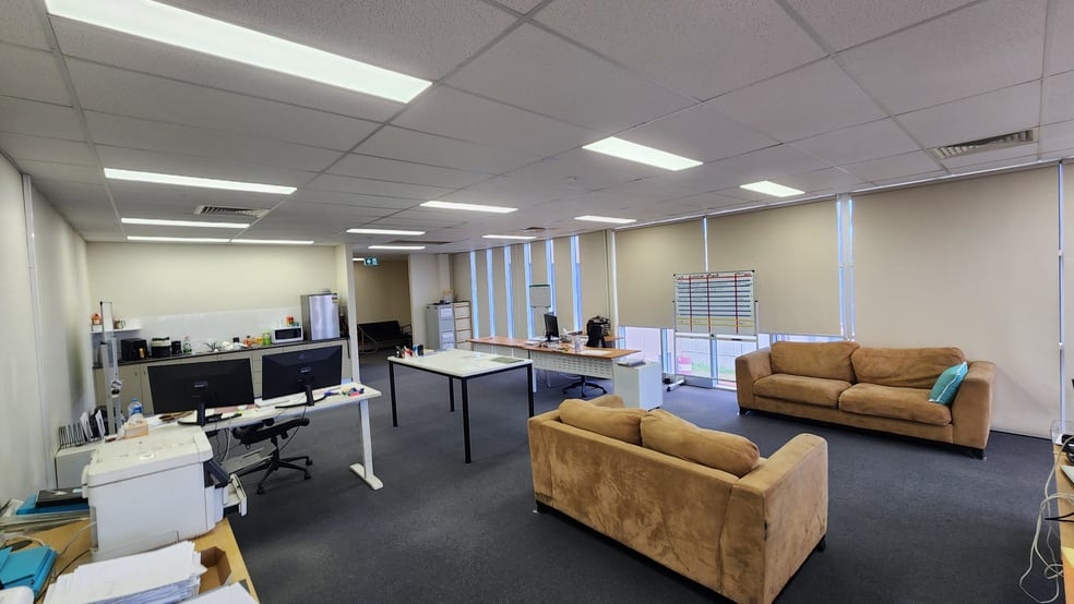Click to view all images 32 Damosh Avenue Carrum Downs VIC 3201 - Image 3