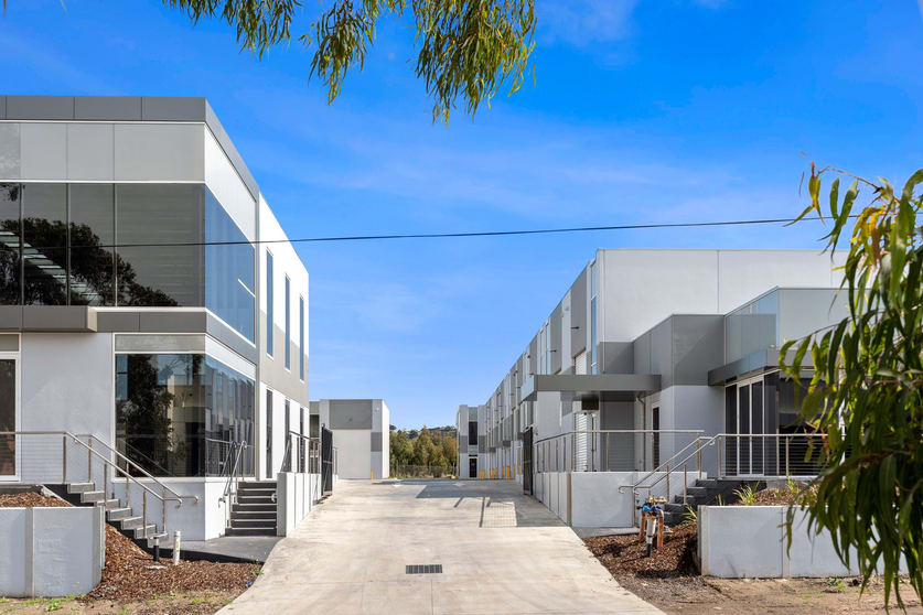 Click to view all images 12/7-21 Newcastle Street Newtown VIC 3220 - Image 2