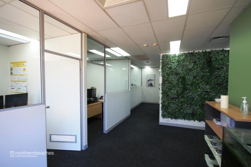 Click to view all images Warriewood NSW 2102 - Image 2