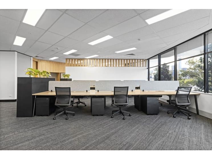 Click to view all images 40 - 52 McDougall Street Milton QLD 4064 - Image 3
