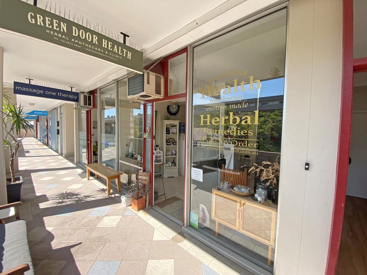 Click to view all images Waratah Street Mona Vale NSW 2103 - Image 2