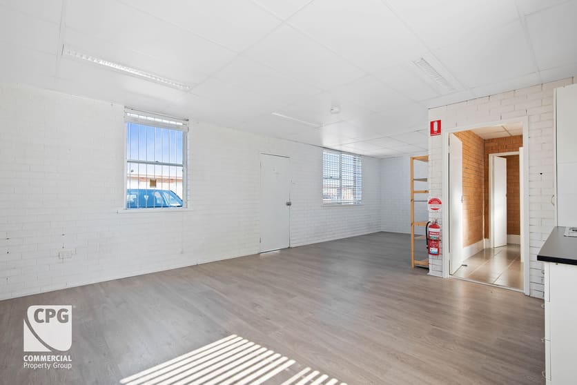 Click to view all images 8A/47-51 Parraweena Road Caringbah NSW 2229 - Image 1