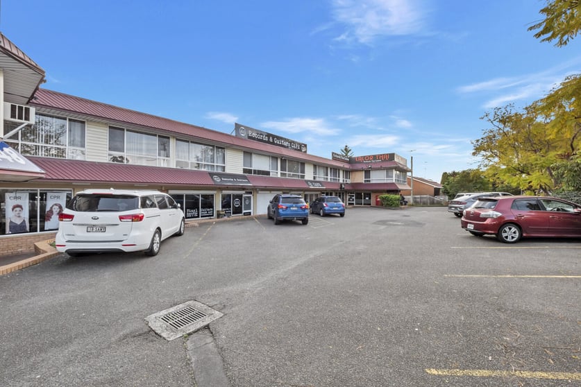 Click to view all images 36 Johnson Avenue Seven Hills NSW 2147 - Image 1