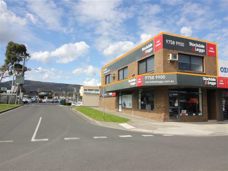 Click to view all images 1A/1880 ferntree gully road Ferntree Gully VIC 3156 - Image 1