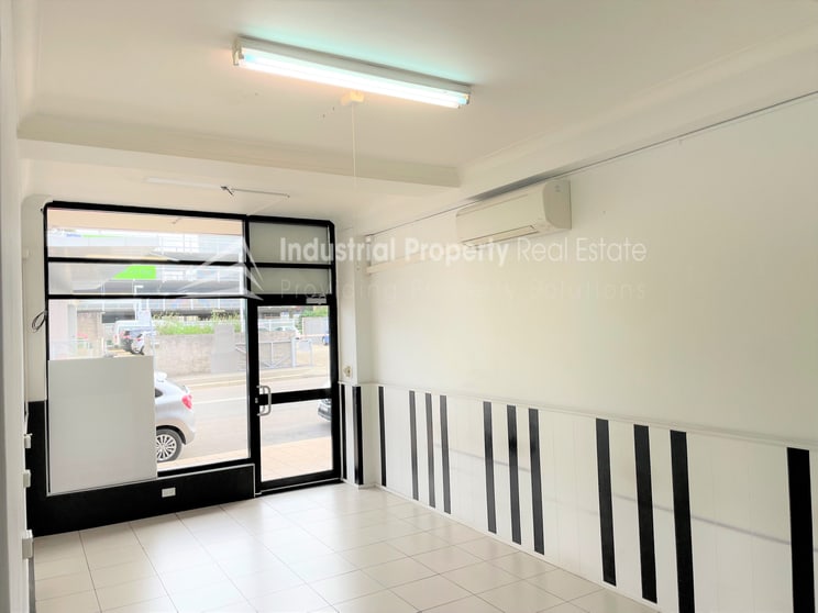 Click to view all images Fairfield NSW 2165 - Image 3