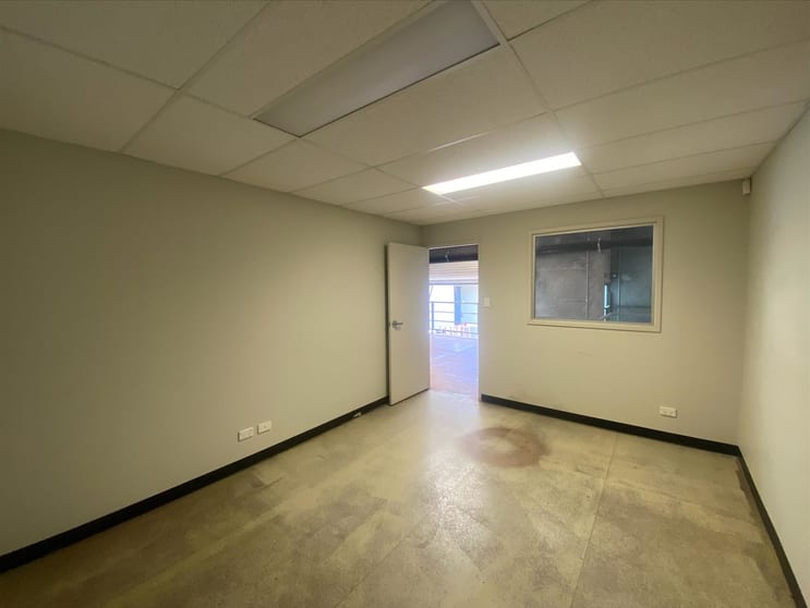 Click to view all images Unit 33/59-69 Halstead Street South Hurstville NSW 2221 - Image 3