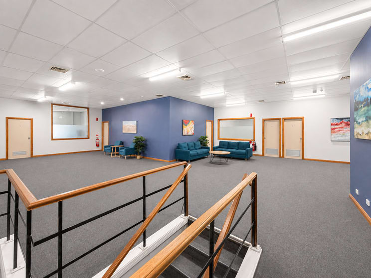 Click to view all images Individual Suites 123 John Street Singleton NSW 2330 - Image 1