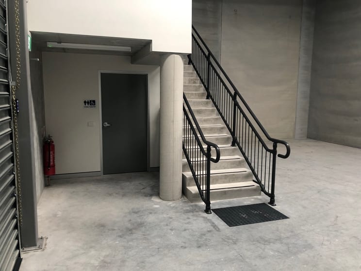 Click to view all images 31/8 Jullian Close Banksmeadow NSW 2019 - Image 2