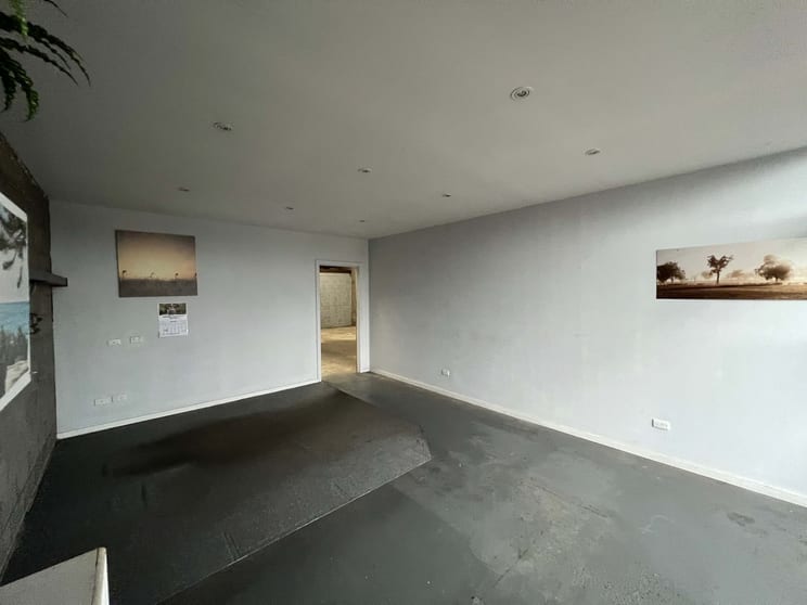 Click to view all images 12/16 Macquarie Place Boronia VIC 3155 - Image 3