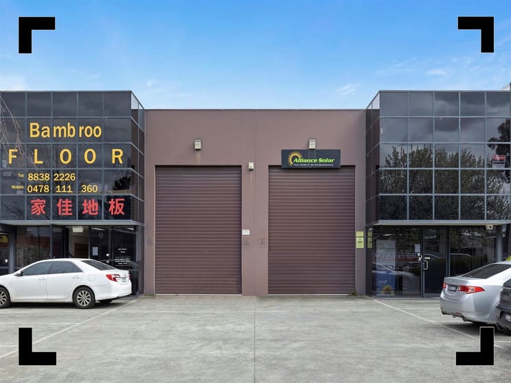 Click to view all images 30 & 32 Metropolitan Avenue Nunawading VIC 3131 - Image 1