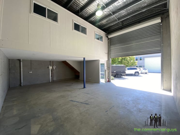 Click to view all images 5/6 Oxley St North Lakes QLD 4509 - Image 1