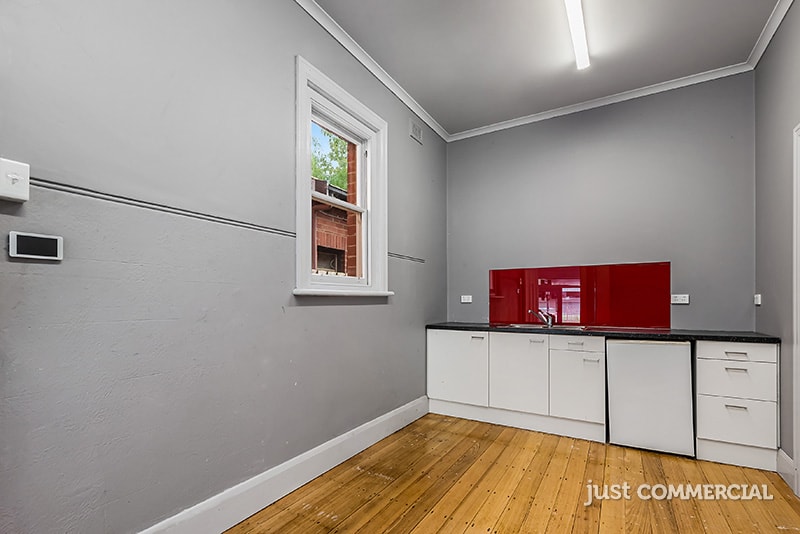 Click to view all images 531 North Road Ormond VIC 3204 - Image 2