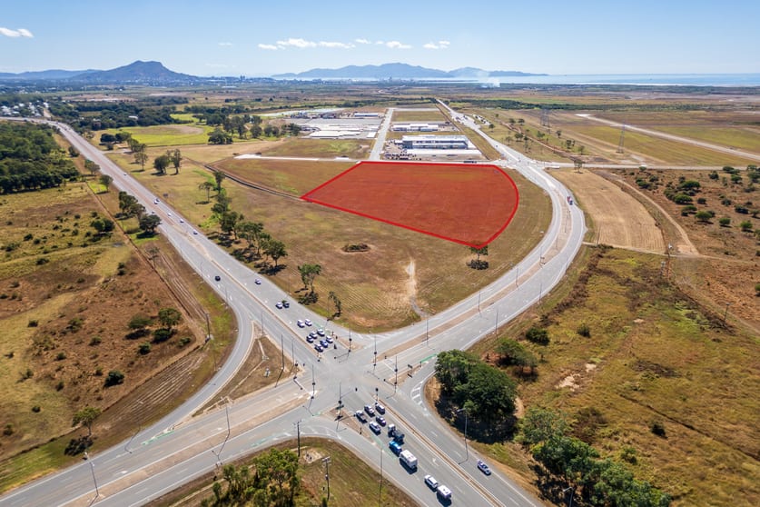 Click to view all images Southern Port Road Stuart QLD 4811 - Image 2