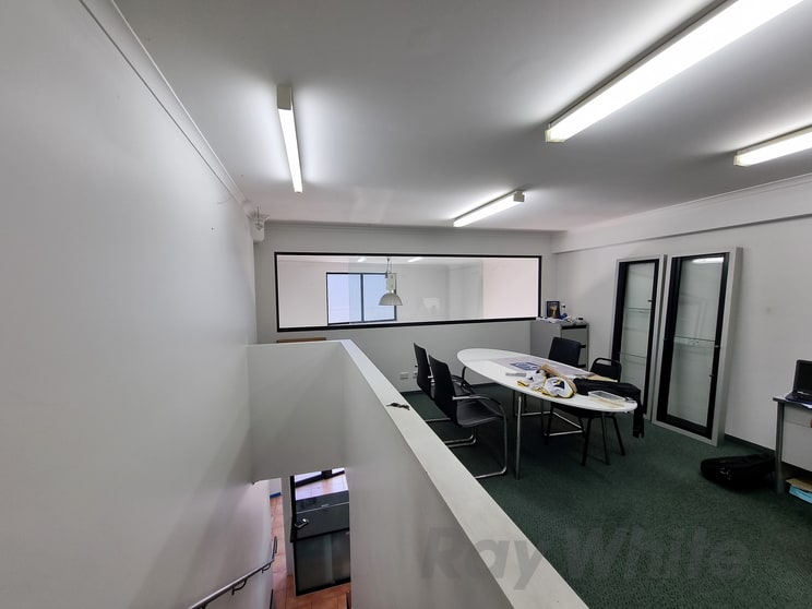 12/229 Junction Road Cannon Hill QLD 4170 - Image 3