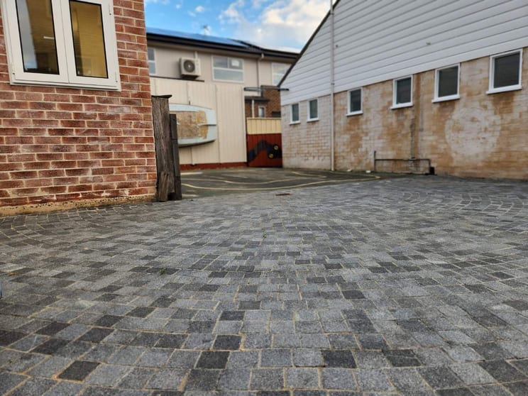 Click to view all images 479 Princes Highway Woonona NSW 2517 - Image 3