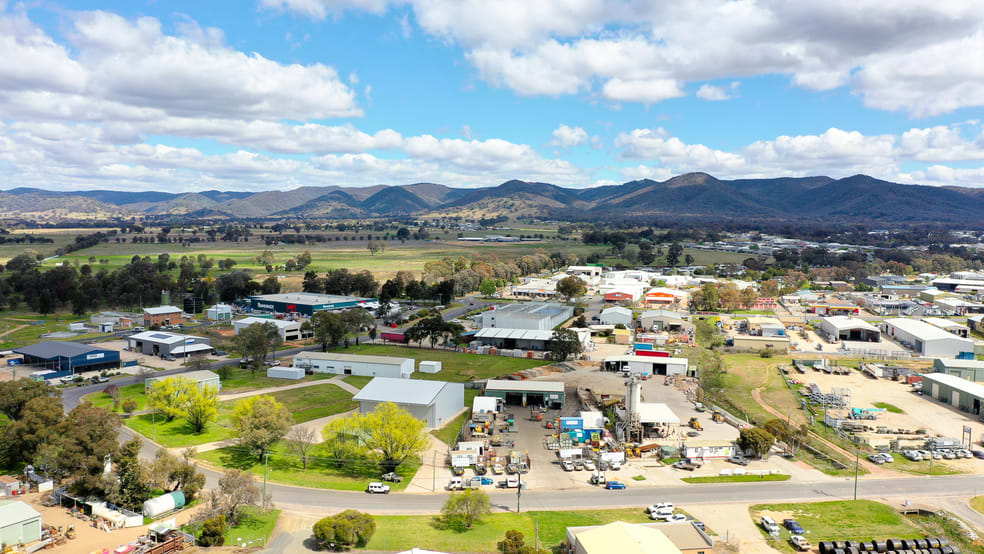 Click to view all images 21 Industrial Avenue Mudgee NSW 2850 - Image 2