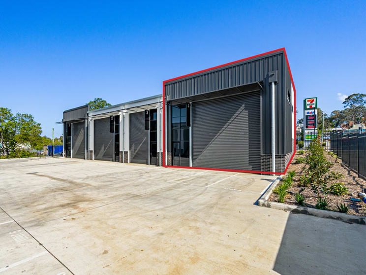 Click to view all images 4/89 Priestdale Road Eight Mile Plains QLD 4113 - Image 1