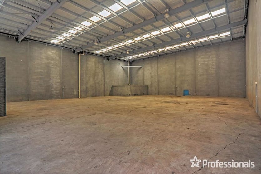 Click to view all images 1/17 Investigator Street South Nowra NSW 2541 - Image 3