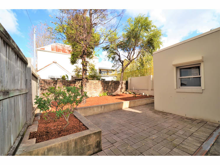 Click to view all images 66 Darling Street Balmain East NSW 2041 - Image 2