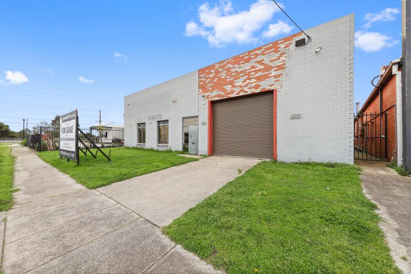 32 Wren Road Moorabbin VIC 3189 - Image 2