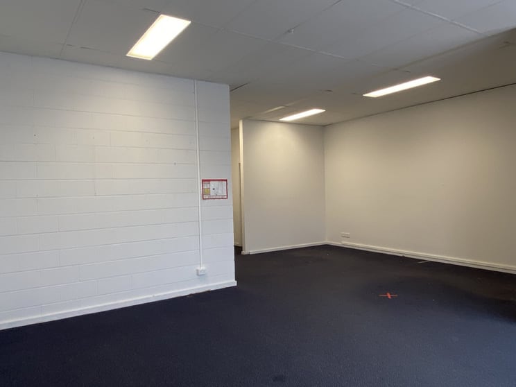 1 Sillett Lane Sale VIC 3850 - Image 2